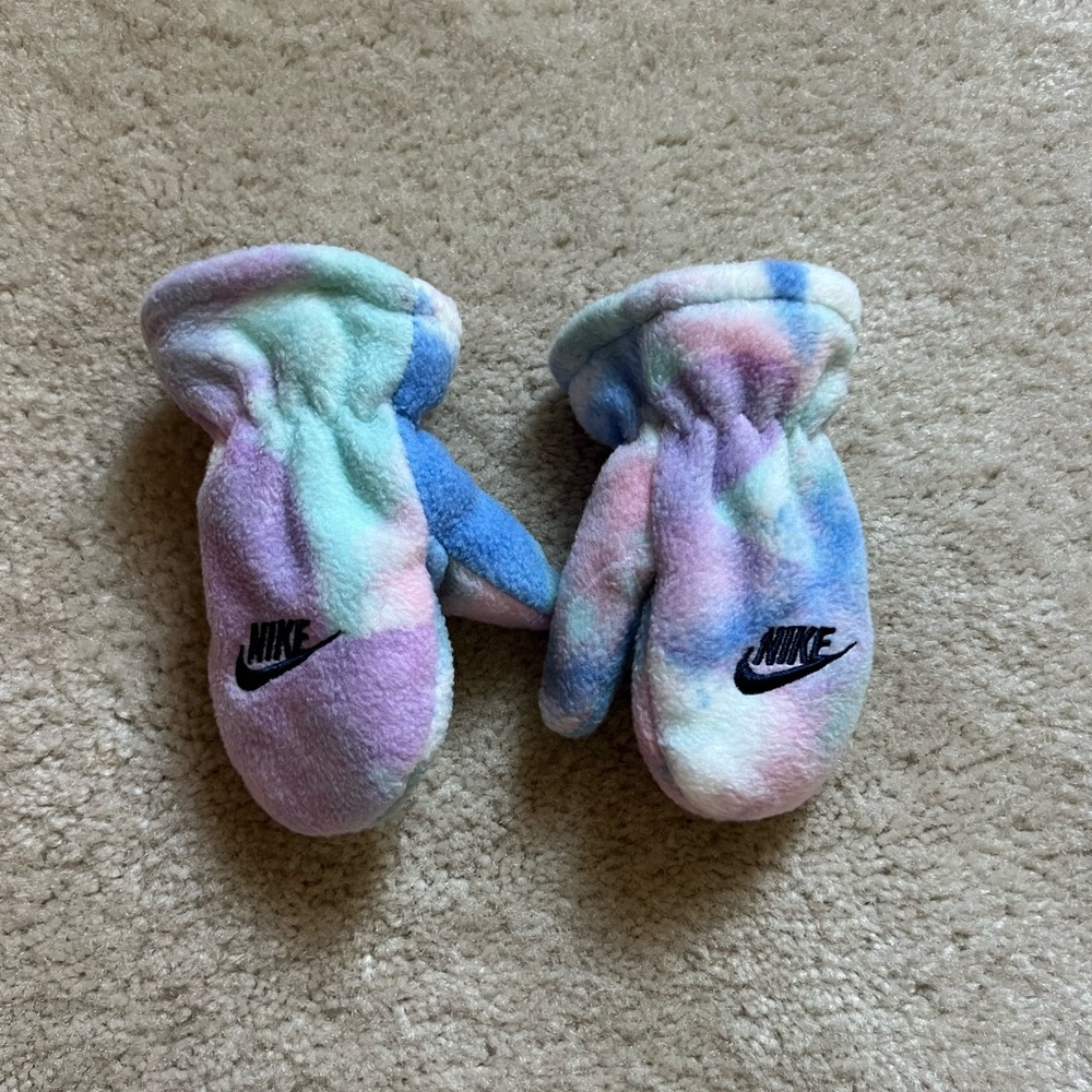 Nike Kids' Pastel Tie-Dye Mittens
